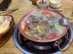 -阿婆情腊排骨火锅(金虹路店)