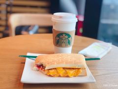 -星巴克(成都机场T2店)