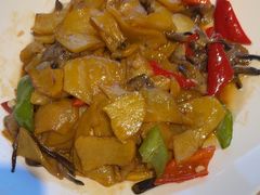 -那家老院子东北菜·饺子·小鸡炖蘑菇(艳华街店)