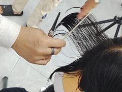 -首脑美容美发化妆美甲培训学校(龙岗校区)