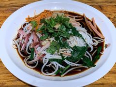 老滇凉米线-老滇山寨•云南特色菜•地方菜•民族风情歌舞表演(金碧店)