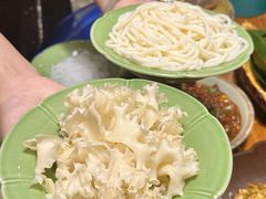 -雀舞云南菜(天津天河城购物中心店)