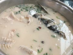 -雪野鱼头大王邢府公老店(雪野湖店)