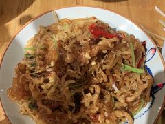 酸菜炒粉-满园烤鸭·春饼(华强广场店)
