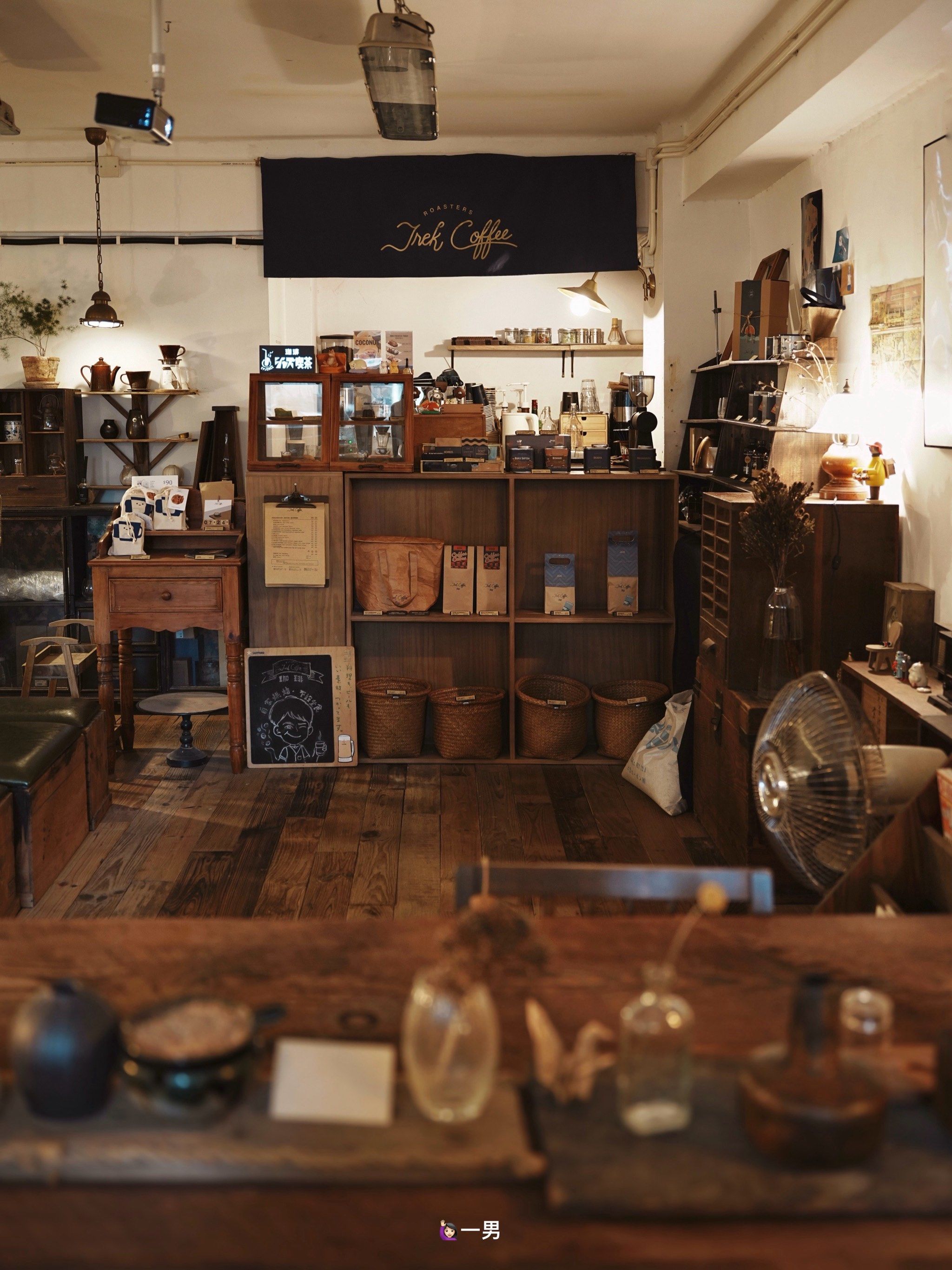 澳门| 逛不够的迷人日式杂貨铺 中古咖啡店