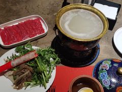 和牛火锅-怡咖啡自助餐(宁波香格里拉店)