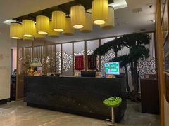 -新盈光·云会所(百丈东路店)