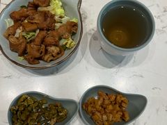 -百春原湖南牛肉粉(百联世纪店)
