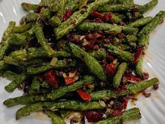 -车之谷·汽车文化主题餐厅(汽开店)