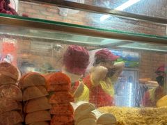 -Bánh Mì Huynh Hoa
