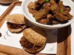 肉沫芝麻烧饼-四季民福烤鸭店(王府井东安门店)