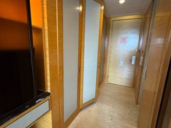-兰州皇冠假日酒店