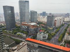 -上海龙之梦万丽酒店