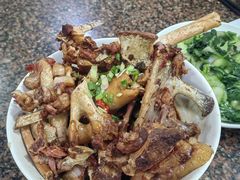 羊骨头-张一品食府