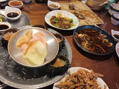 -蚝堡海鲜·威海菜·海肠捞饭·烧烤·亚洲吃蚝公司(幸福门店)