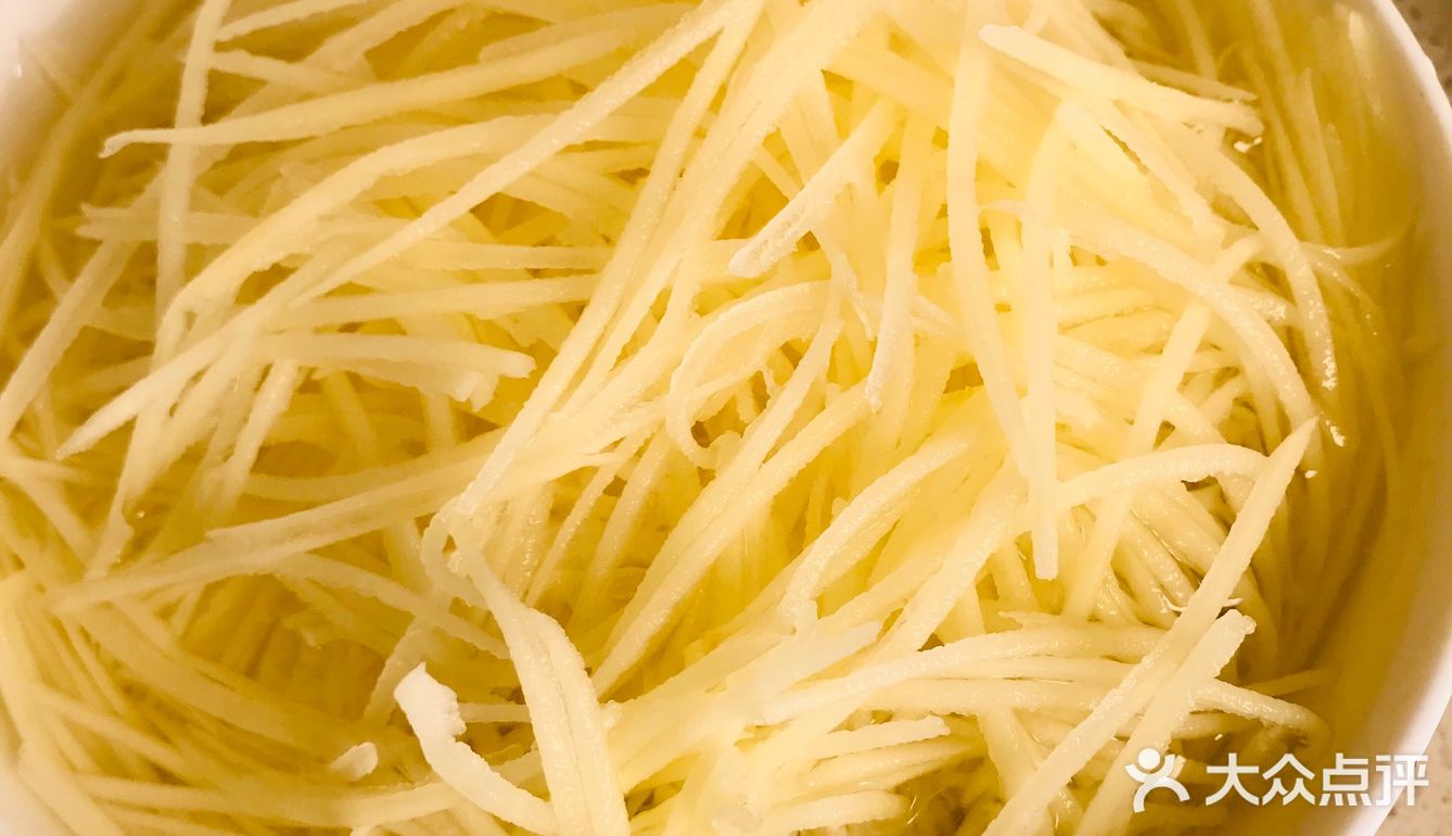 我拿手的主食菜谱青椒土豆丝