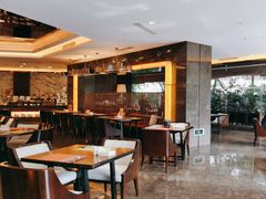 -岷山饭店-芝芝自助餐厅