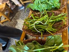 -阿婆情腊排骨火锅(金虹路店)