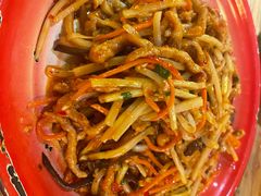鱼香肉丝-破三川·新川菜(静安大融城店)