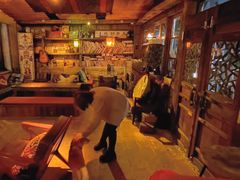 -城墙外BAR