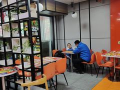-华莱士·全鸡汉堡(五号路店)