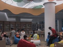 -广州市白云区图书馆