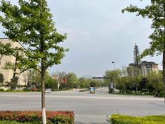 -王府井奥莱临潼小镇(临潼店)