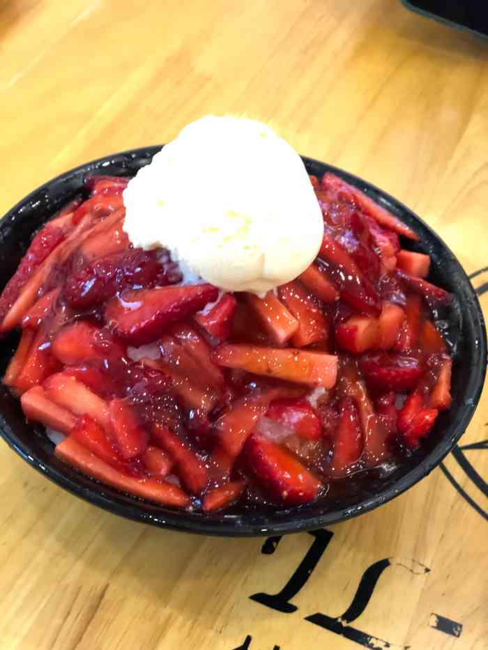 雪冰(长楹天街店)-"很不错的一家冰店,天街2楼东区.听闻是.