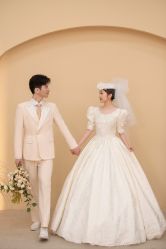 -雪中彩影婚纱摄影·微光艺术中心