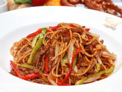 黑椒牛柳炒意粉&nbsp;副本-皇冠自酿啤酒坊(中国红街5号楼店)