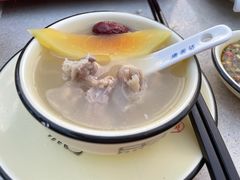 -墨脱石锅椰子鸡•香草鸭•东山羊(大东海店)