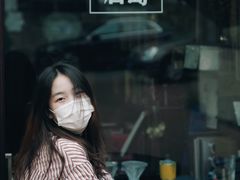 -荒岛书店(黄县路店)