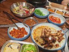 -明洞阿姨·韩式酱蟹烤肉·创意料理(三元桥店)