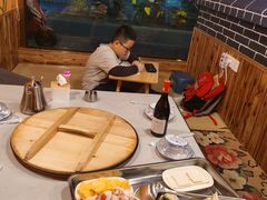 -小火炕铁锅炖鱼