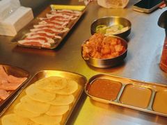 -胡悦里韩式烤肉(芝罘万达广场店)