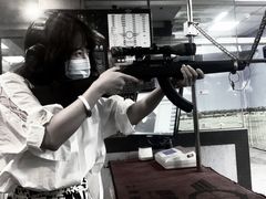 -都市枪神实弹射击俱乐部