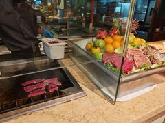 -大中华希尔顿酒店-念自助餐·嗨啤·小龙虾