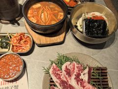 -草家酱蟹炭火烤肉店(珲春南路一店)
