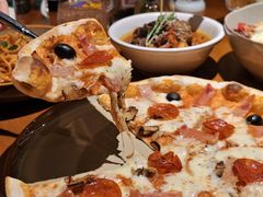 超级至尊披萨-JINNS锦时 steak&pizza(浸信会礼拜堂旧址店)
