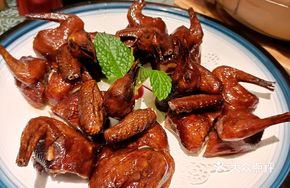 Chef's Braised Baby Pigeon