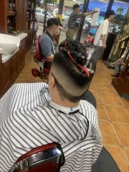 -贝勒爷专业男发