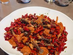 黑鸡枞菌拆骨辣子鸡-拾久(朝阳公园店)