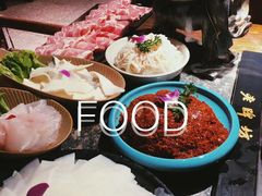 -老牌坊云南鱼豆花火锅(哈西万达店)