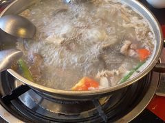 -老石黑山羊毛驴肉火锅(金凯广场店)