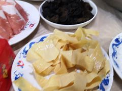 -鑫龙火锅城(环山路店)