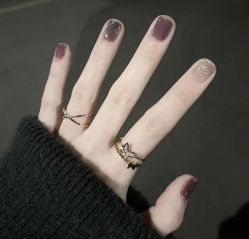 -悦指间美甲美睫