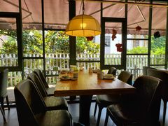 靠窗位-浙C老邻舍(西城海错店)