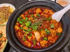 -万重锦·人文川菜馆(骡马市店)