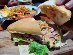 德式猪肘配夏巴塔-魏斯理汉堡(西安沣东吾悦店)