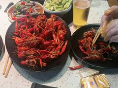 -沪小胖·小龙虾·蓝龙王(八佰伴店)